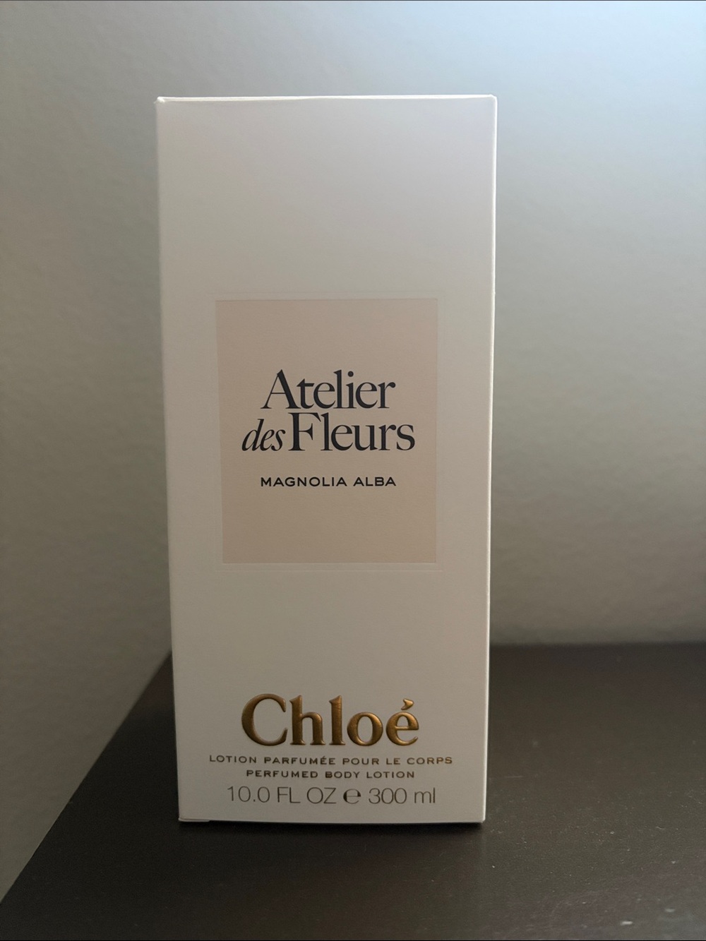 Chloé Magnolia Alba Perfumed Body Lotion - White & Gold